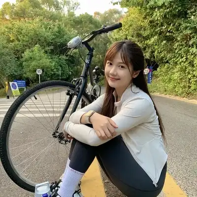 戴建